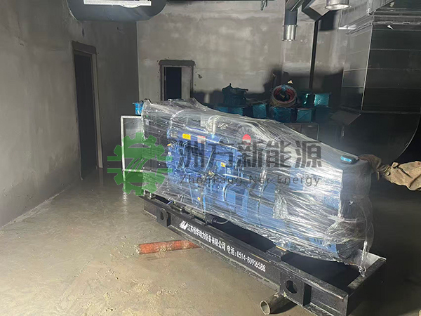 江苏洲方大庆某地产两台 80kW 并机发电机组进场安装